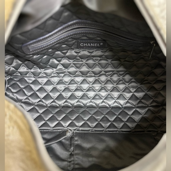 WIN THIS FOR $3!! Vintage Chanel Feather Weight Bowling Quilted Leather Bag - Picture 11 of 11